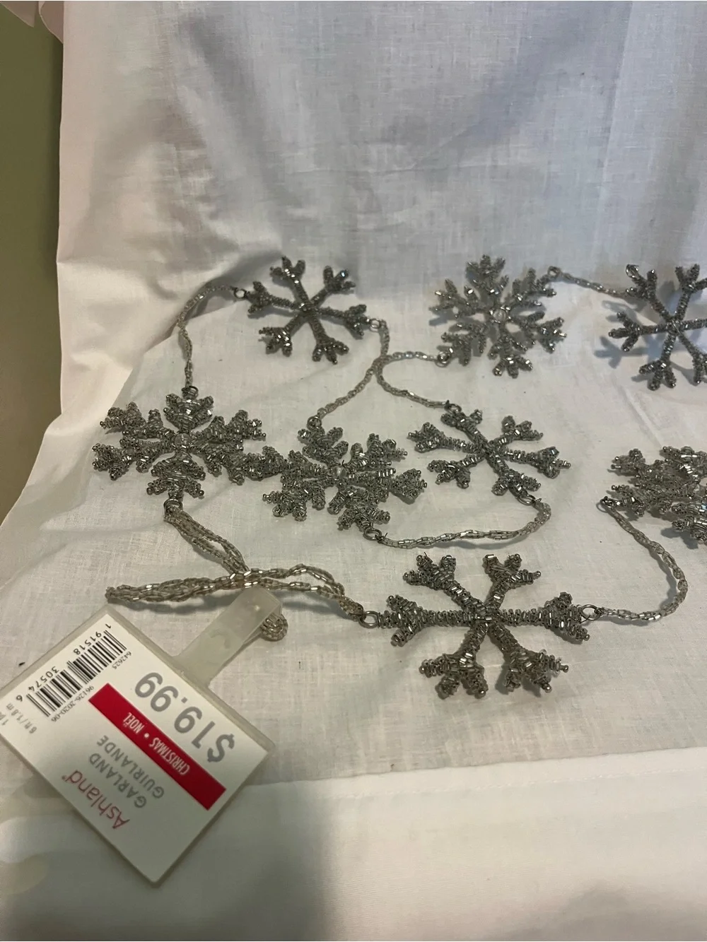 Ashland Silver Glitter Snowflake Garland